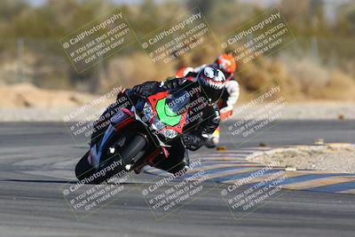 media/Jan-14-2024-SoCal Trackdays (Sun) [[2e55ec21a6]]/Turn 2 (1025am)/